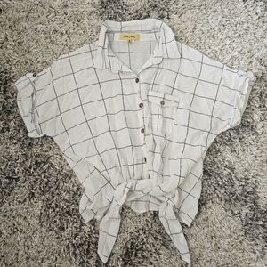 Women's Medium Love Notes Black and White Blouse